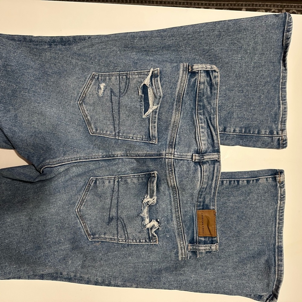 American Eagle Light Blue Denim Jeans - Picture 8 of 10